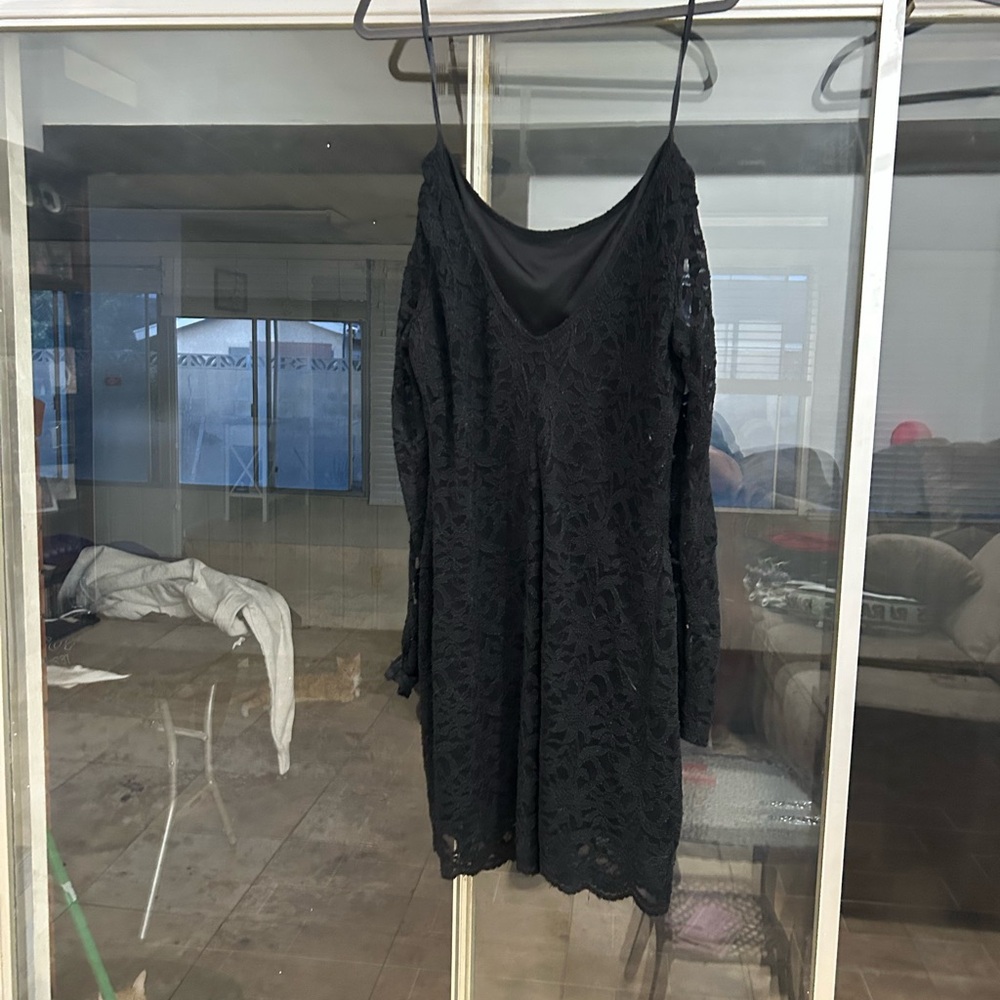 Elegant Black Lace Dress